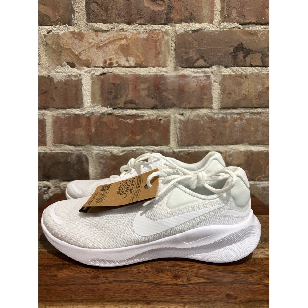 NEW Nike Revolution 7 Women's‎ Running Shoes, Size 9.5 White/White (FB2208-100)
